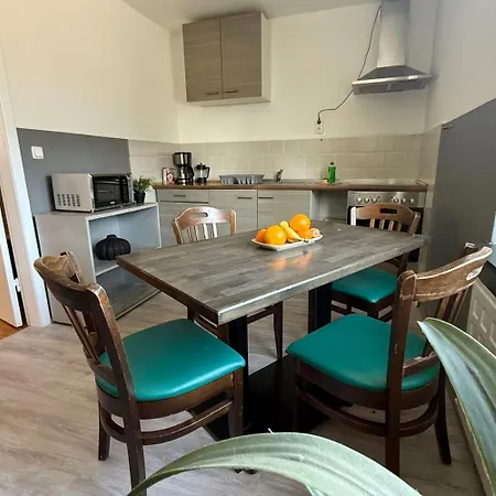 Spacious House In At Hamburg شقة سيفيتال