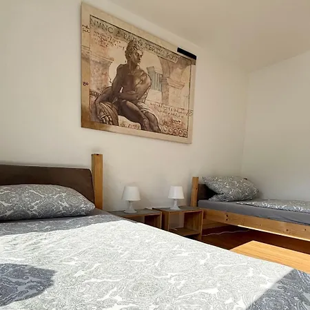 Spacious House In At Hamburg * سيفيتال